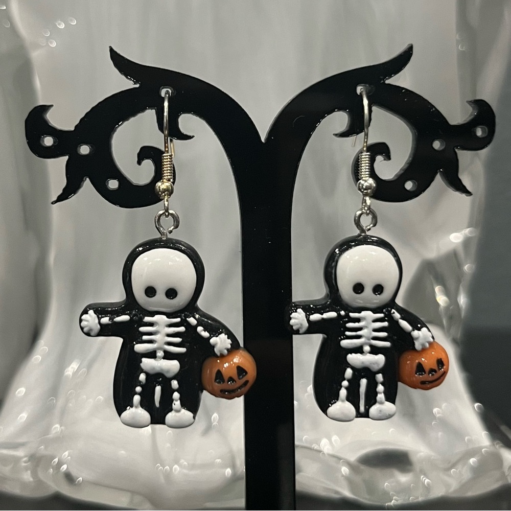 Halloween Earrings.